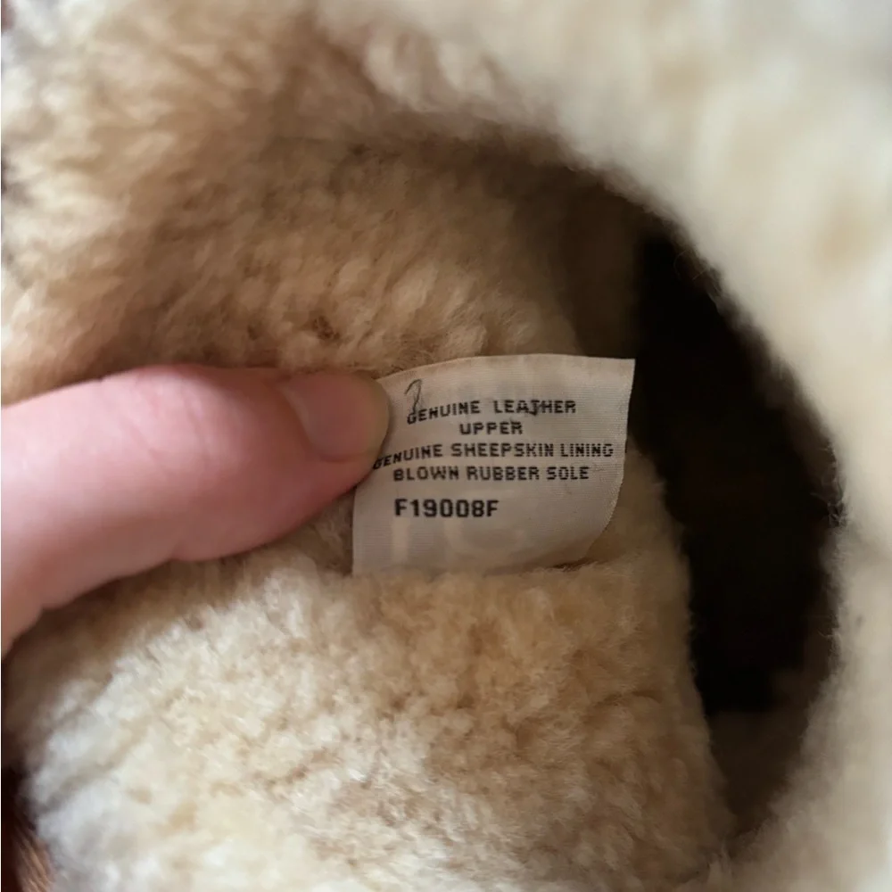 UGG Classic Short Boots Chestnut - Picture 5 of 12